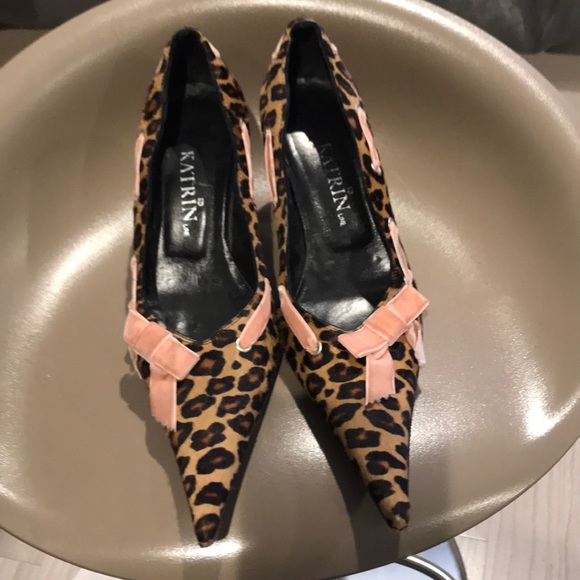 Shoes - Picture 5 of 5